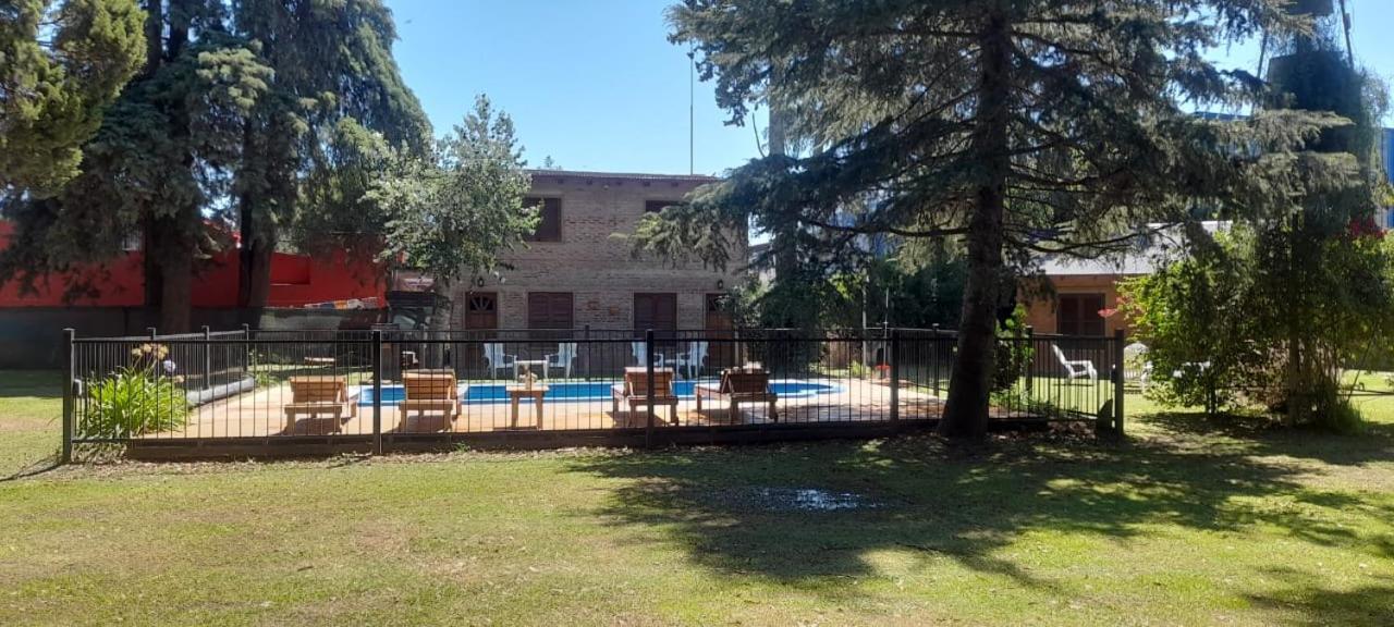 Los Cabre Hotel San Pedro  Exterior photo